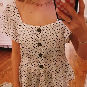 Top//runs big//never worn